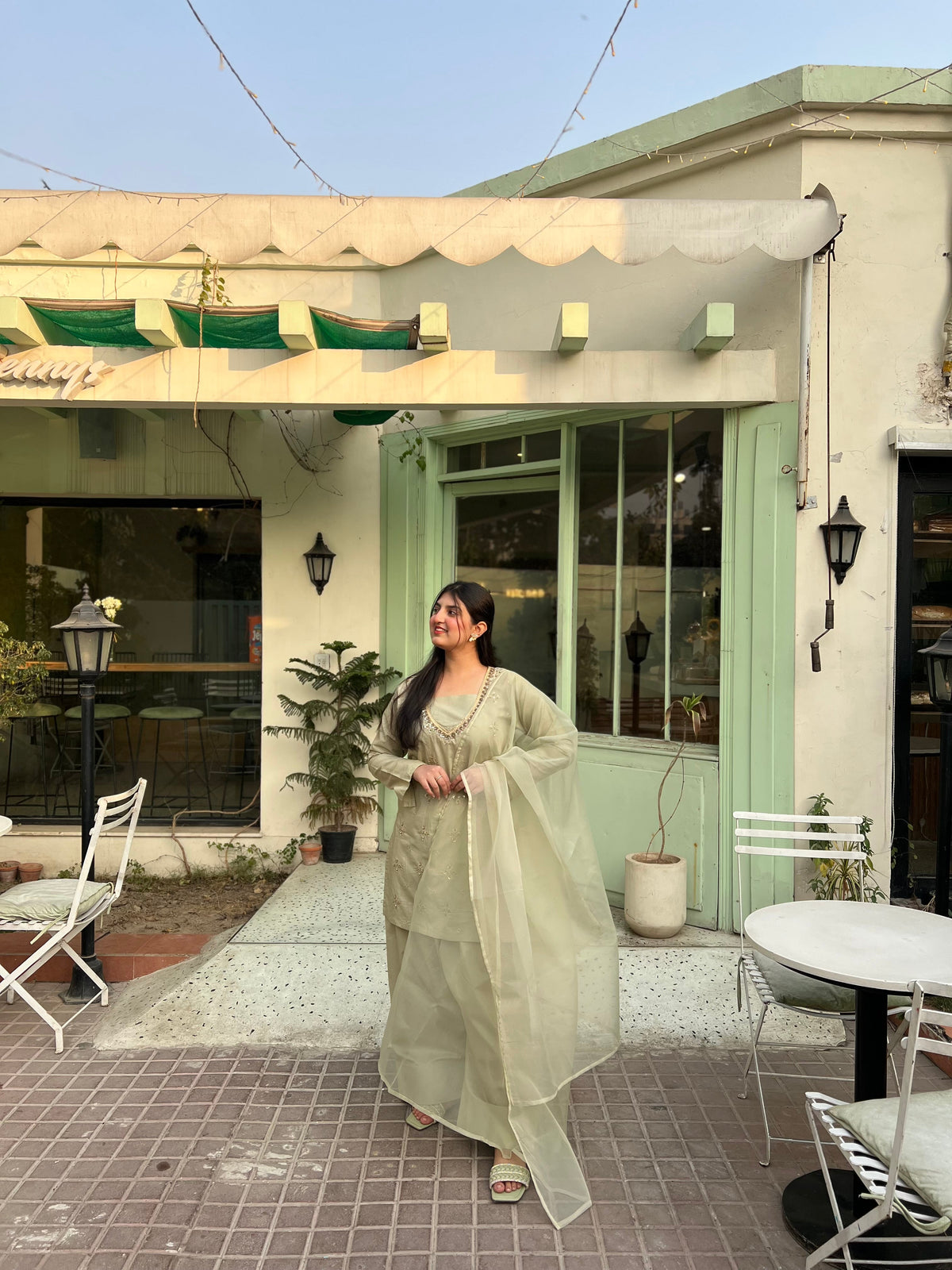 Onyx Farshi Shalwar