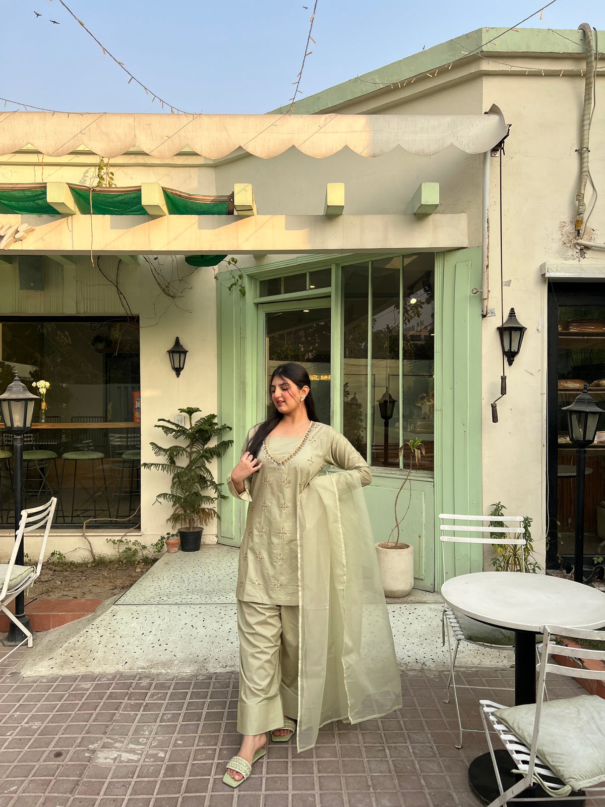 Onyx Farshi Shalwar