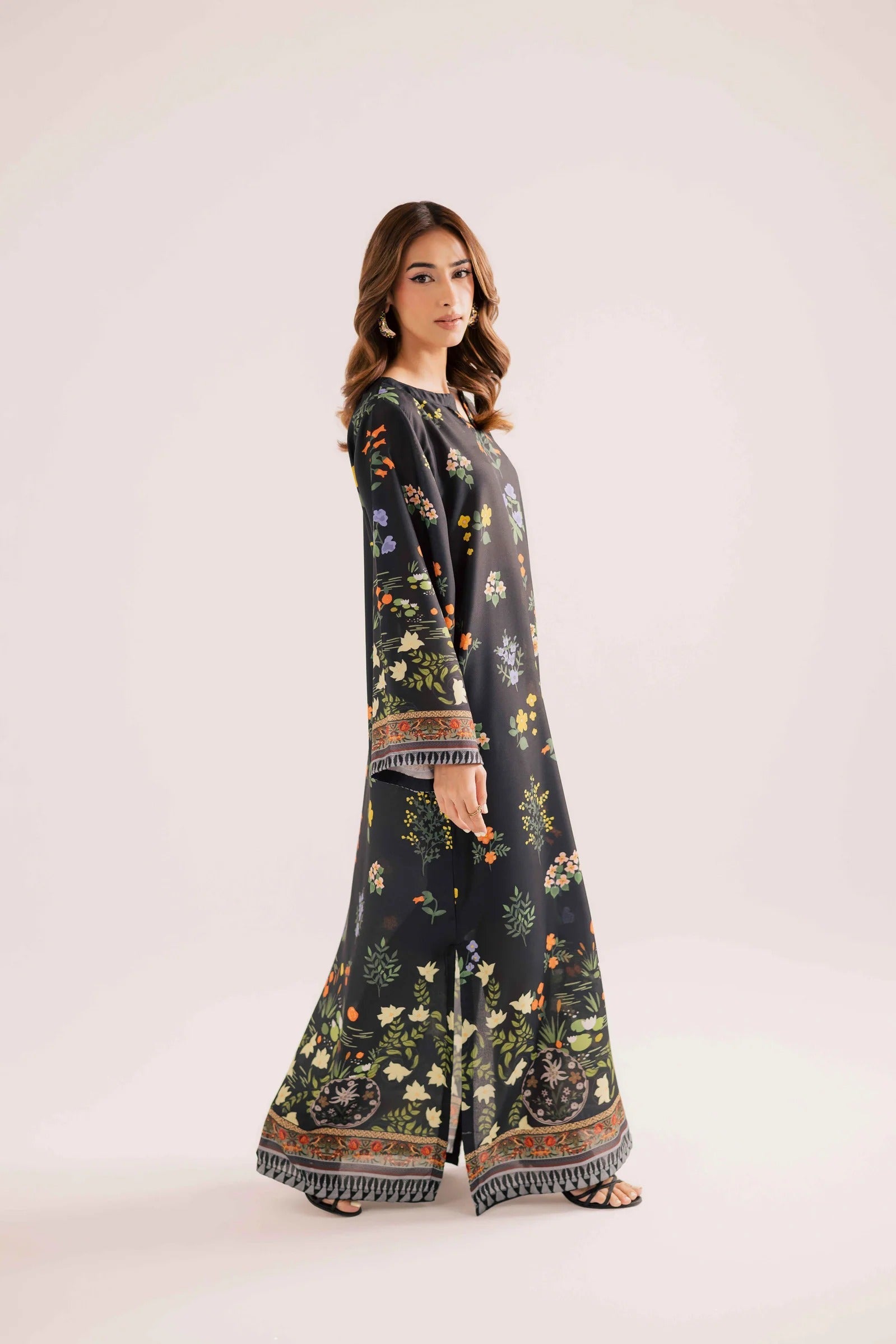 IF-07 Printed Kaftaan