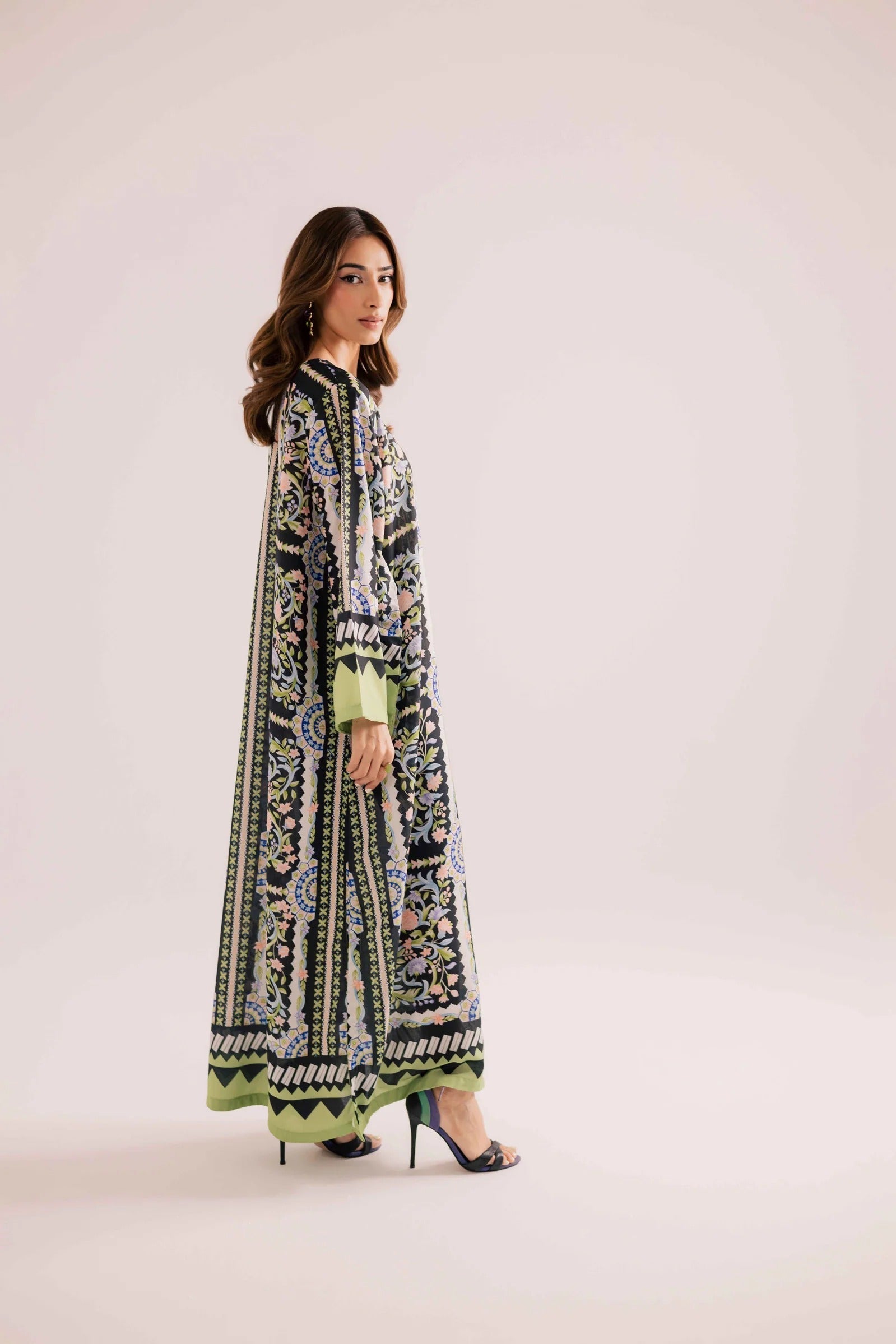 IF-08 Printed Kaftaan